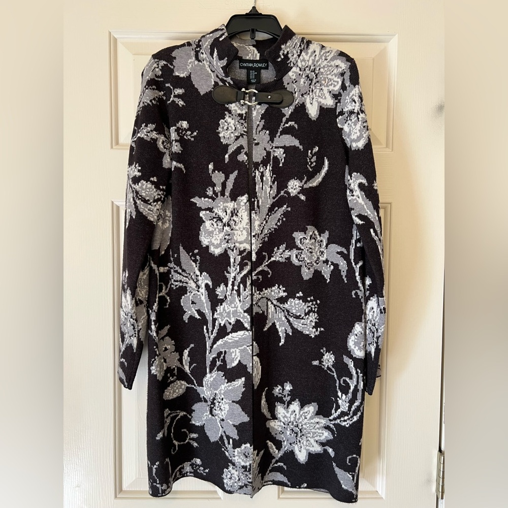 Cynthia Rowley Black and Gray Patterned Long Cardigan Sweater women’s size xs